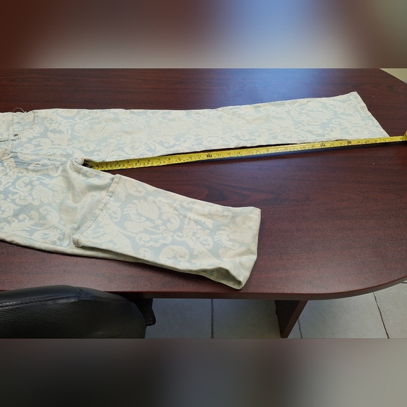 Jean - Picture 6 of 6